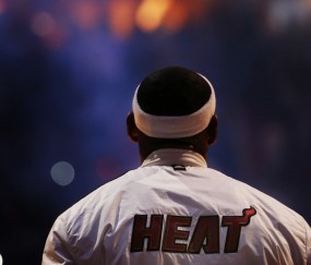 开云体育在线-2026世界杯之夜，锡安关键节点连续得分，篮球世界的新纪元序章