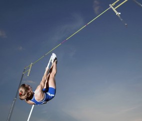 开云体育平台APP-湖人血拼马刺，克莱关键节点连续得分，诠释杀手本色